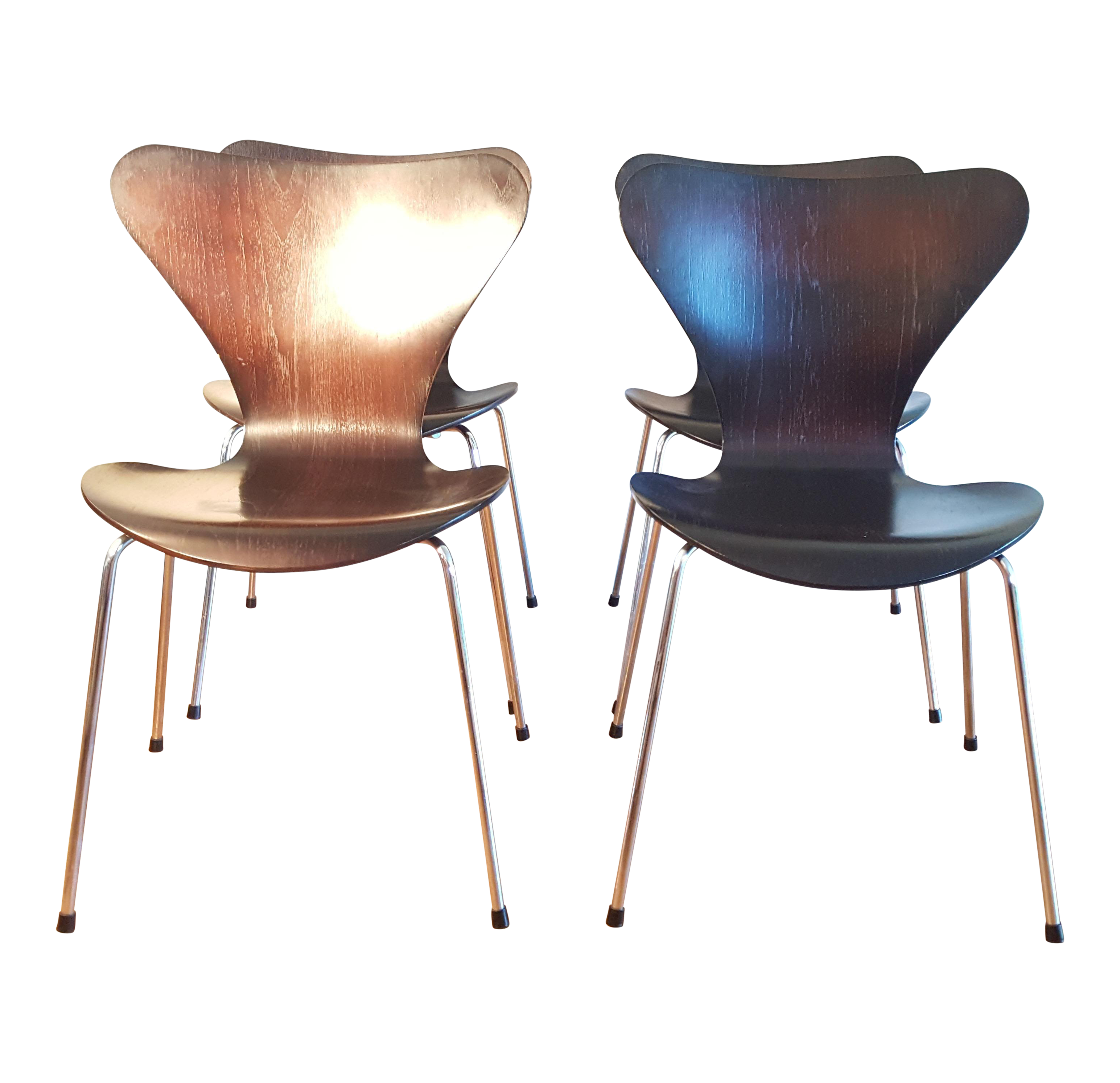 Series 7 Chairs by Arne Jacobsen - Set of 4