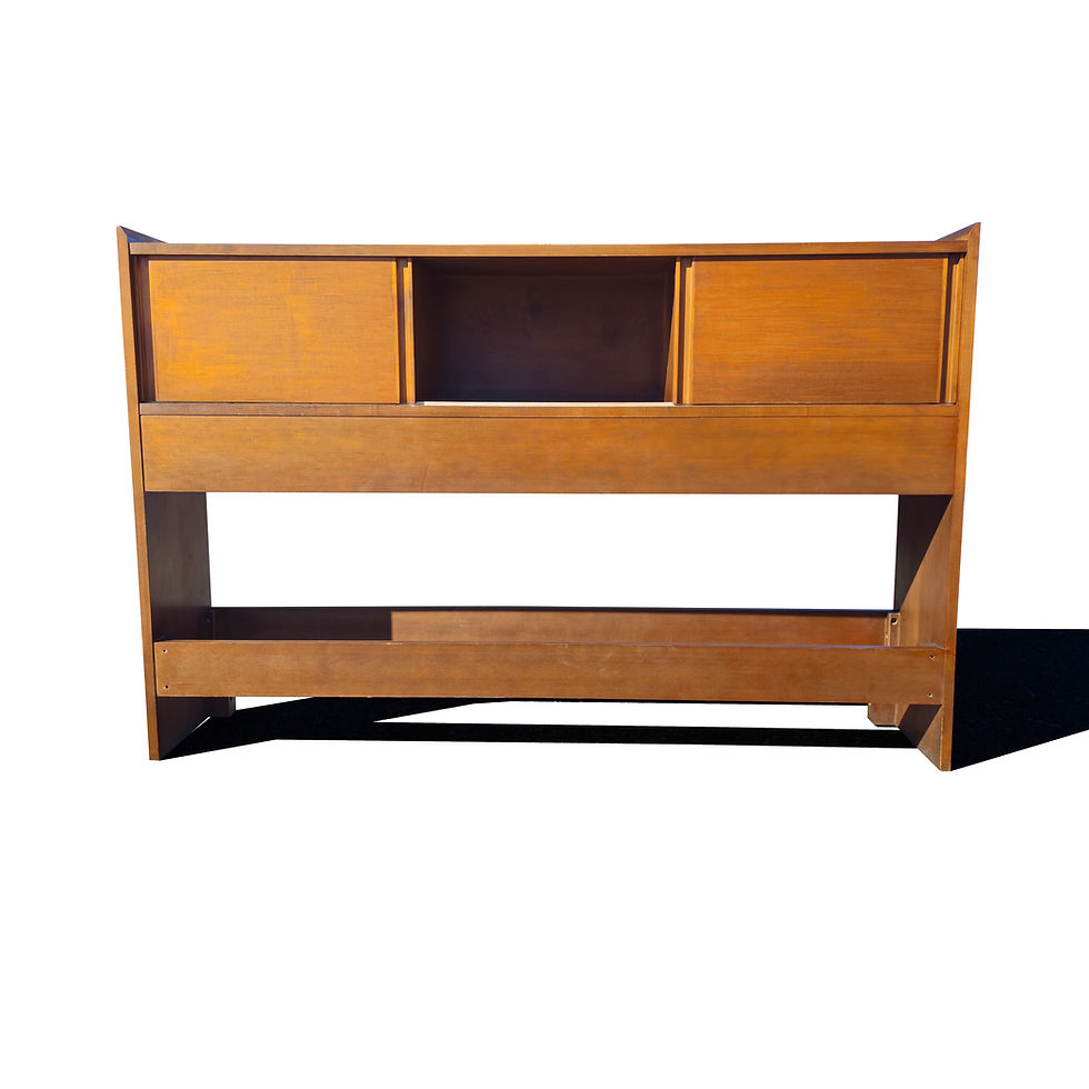 A Mid century modern Paul Mccobb Planner group Full size headboard