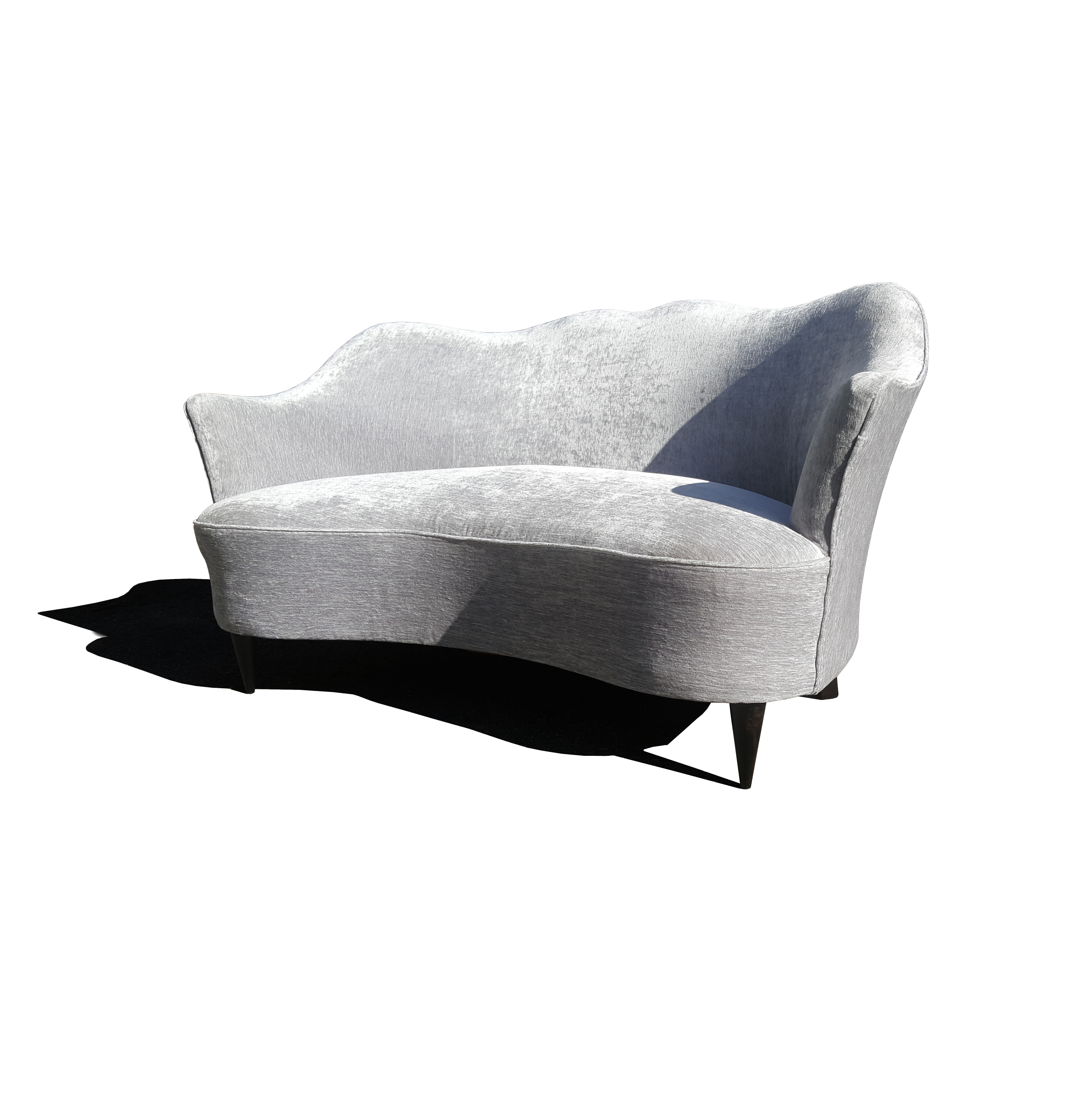 Italian mid-century modern attributed to Gio Ponti Loveseat / settee