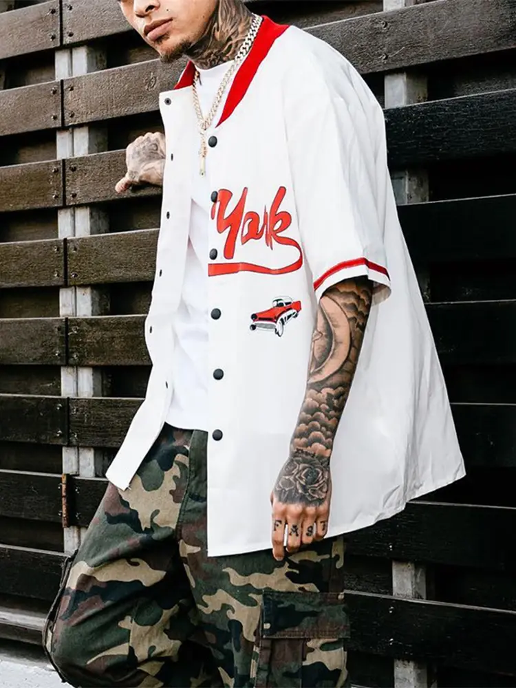 Thumbnail: Man wearing white 