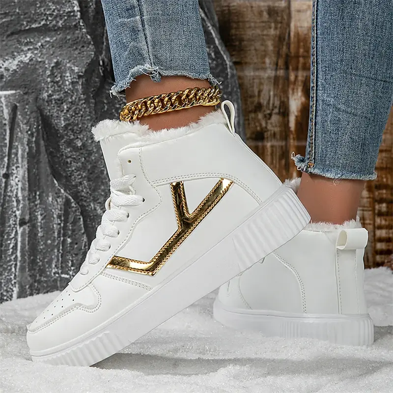 Thumbnail: Winter Fur Skateboard Shoes Women Outdoor Comfy Velvet Sports Shoes