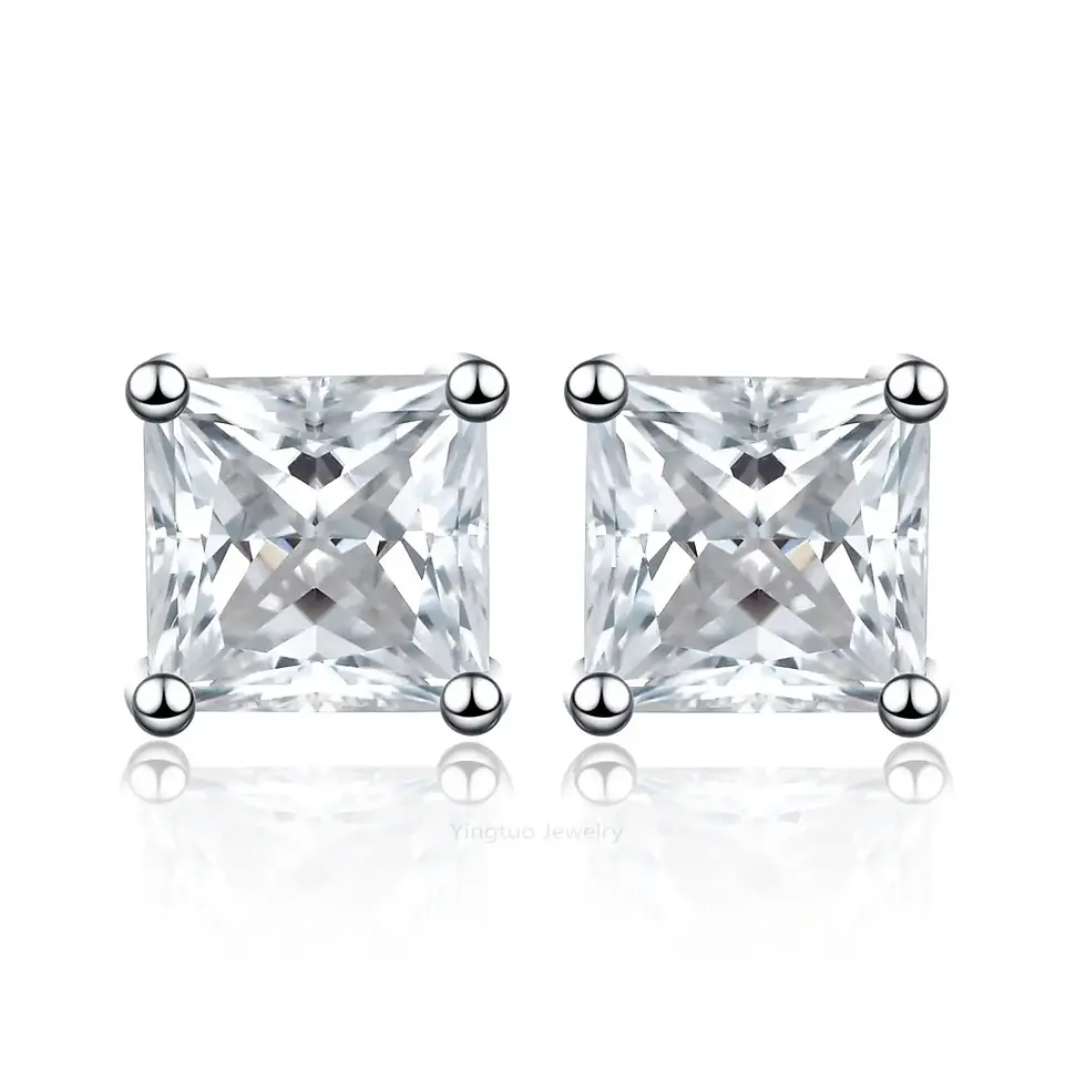 Pair of silver 5mm/6.5mm Moissanite Diamond Earings Jewelry 925 Silver Moissanite earrings, sparkling on white