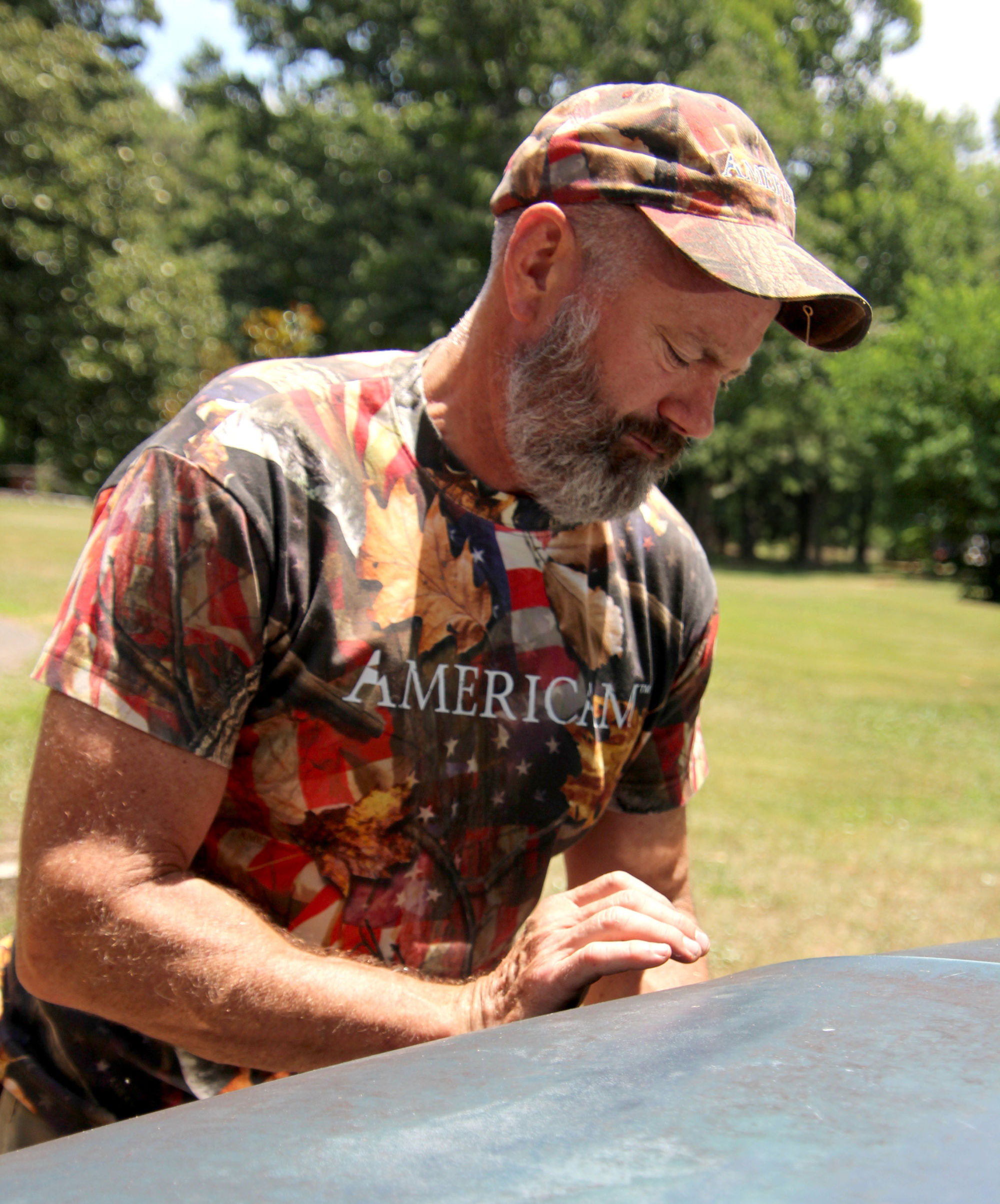 Americam camo graphic tee