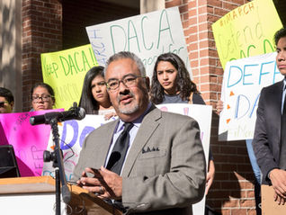 Axios Phoenix: Former lawmaker chronicles COVID hospitalization in new book