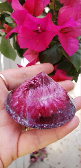 resin craft ideas paper weight