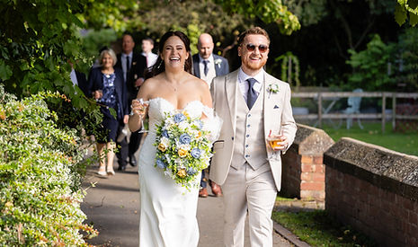 Nicki-Jones-Photography-Netley-Hall-candid-photos