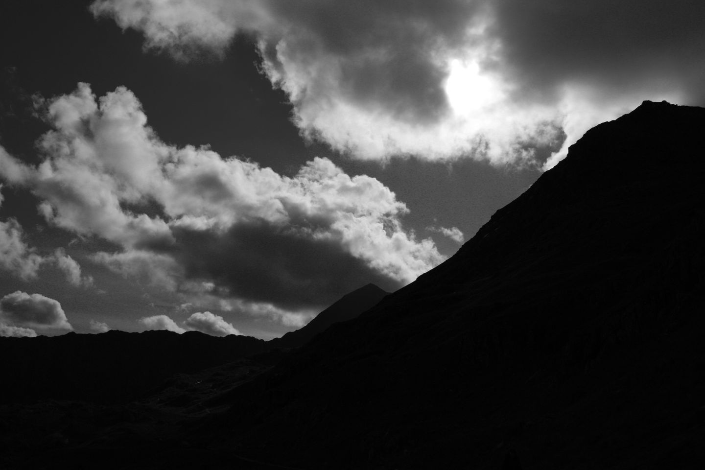 Snowdon 1 BandW