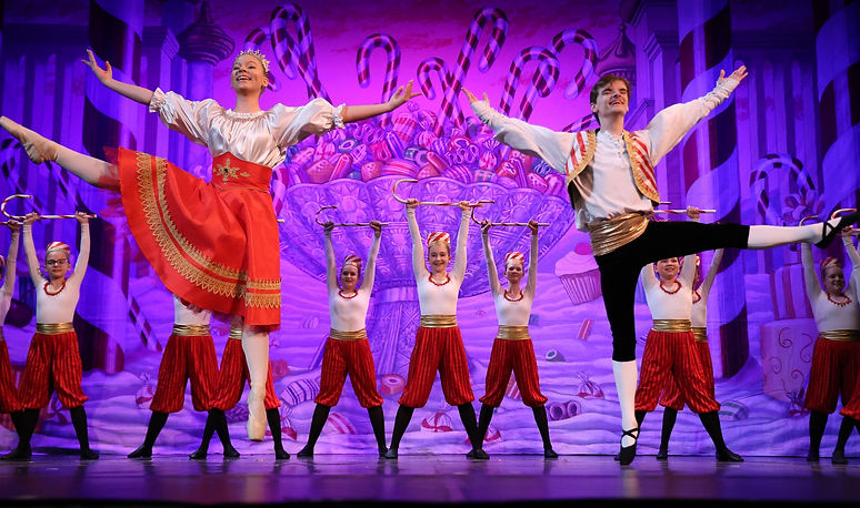 Candy Cane Deux jumping.jpeg