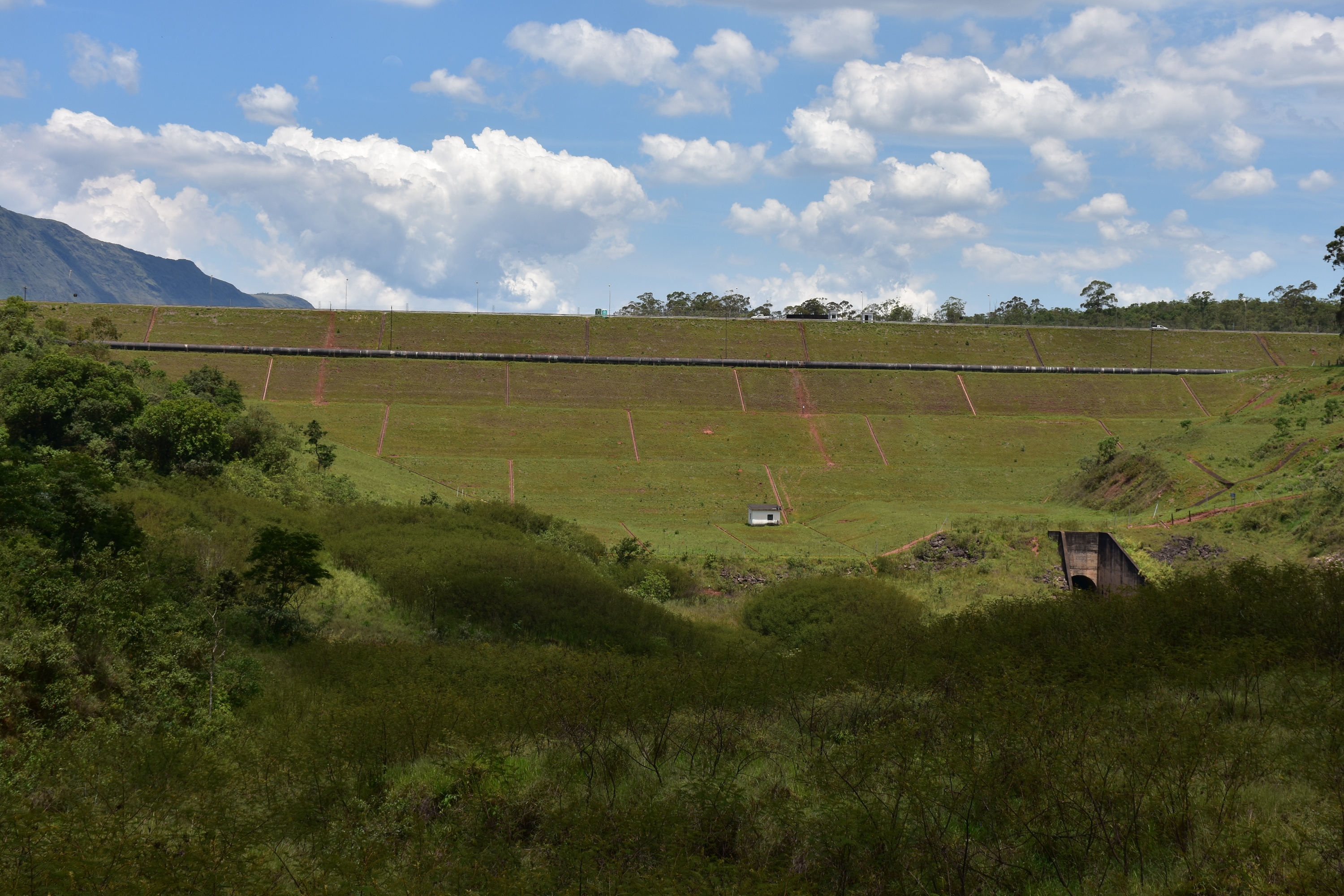 Inspeção de Barragem de Reservatório