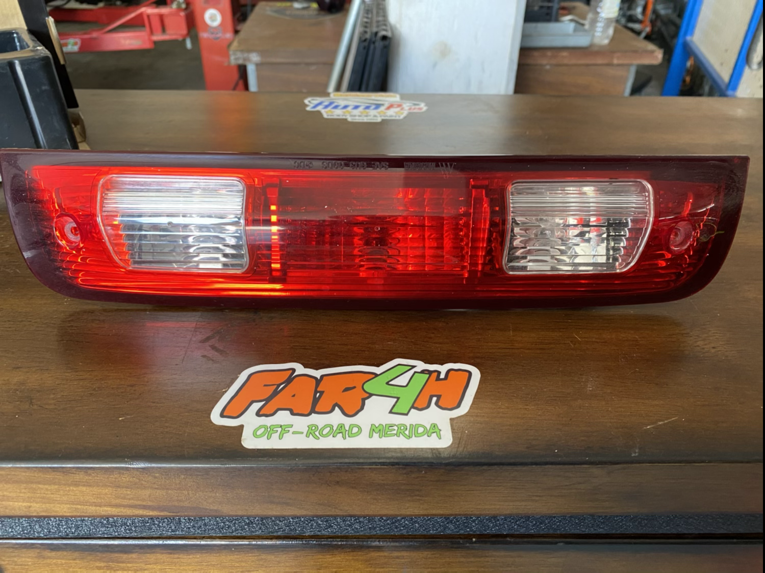 Tercera luz de freno calavera dodge ram 1500-5500 2010-2018 Mopar 55372082