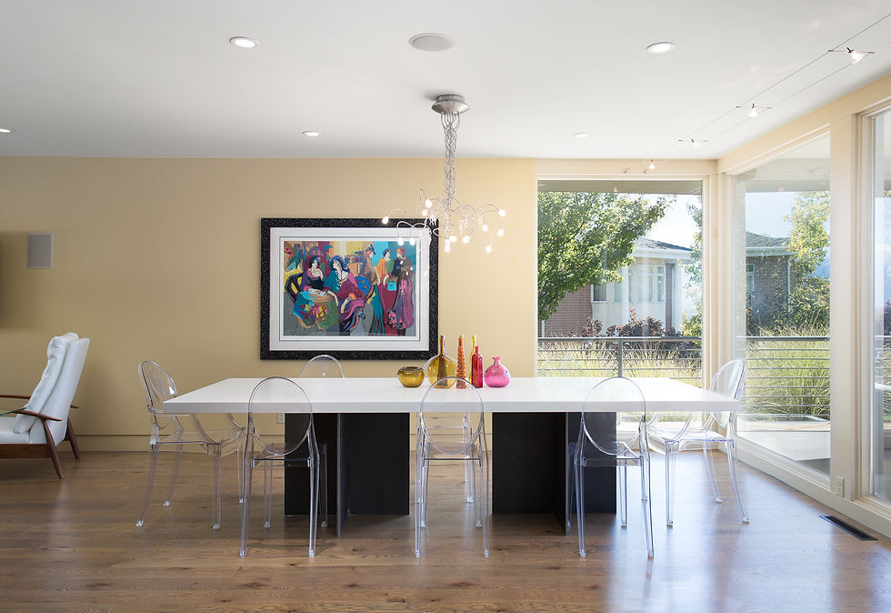 Utah Dining Area Mid-Century Modern