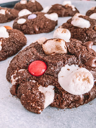 עוגיות שוקולד מרשמלו מקמח שיבולת שועל ועדשים שהילדים נמסים מהן / גם ורסיה טבעונית