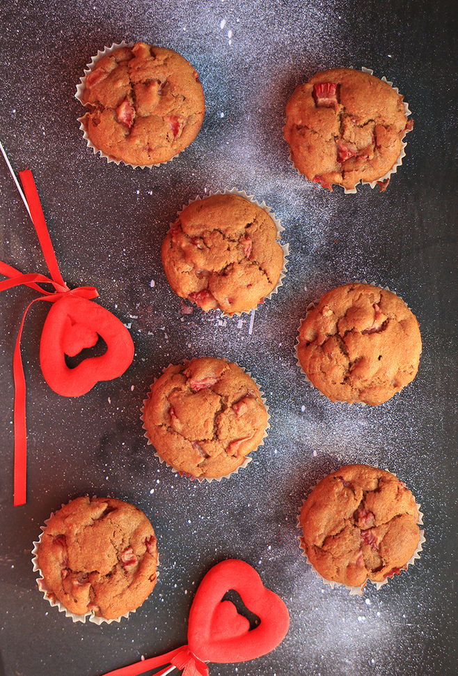 מאפינס תות בננה מקמח שיבולת שועל, לחג האהבה ולילדים