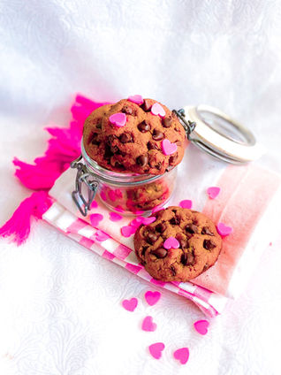 עוגיות שוקולד צ׳יפס נימוחות בריאות וטעימות ב-10 דקות הכנה + גרסה ללא גלוטן