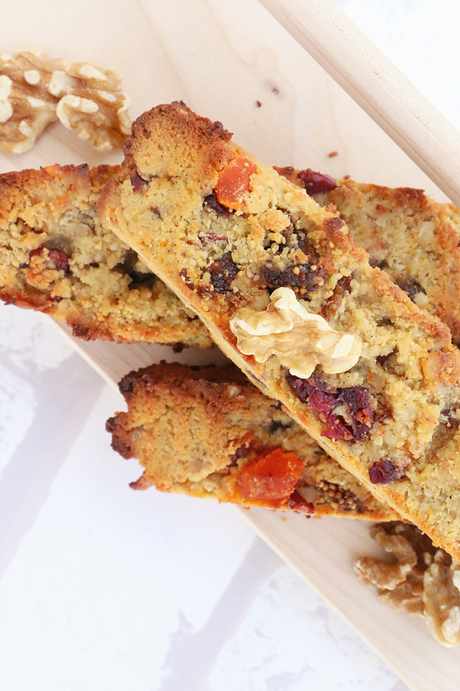 ביסקוטי שקדים בניחוח תפוזים
ללא גלוטן