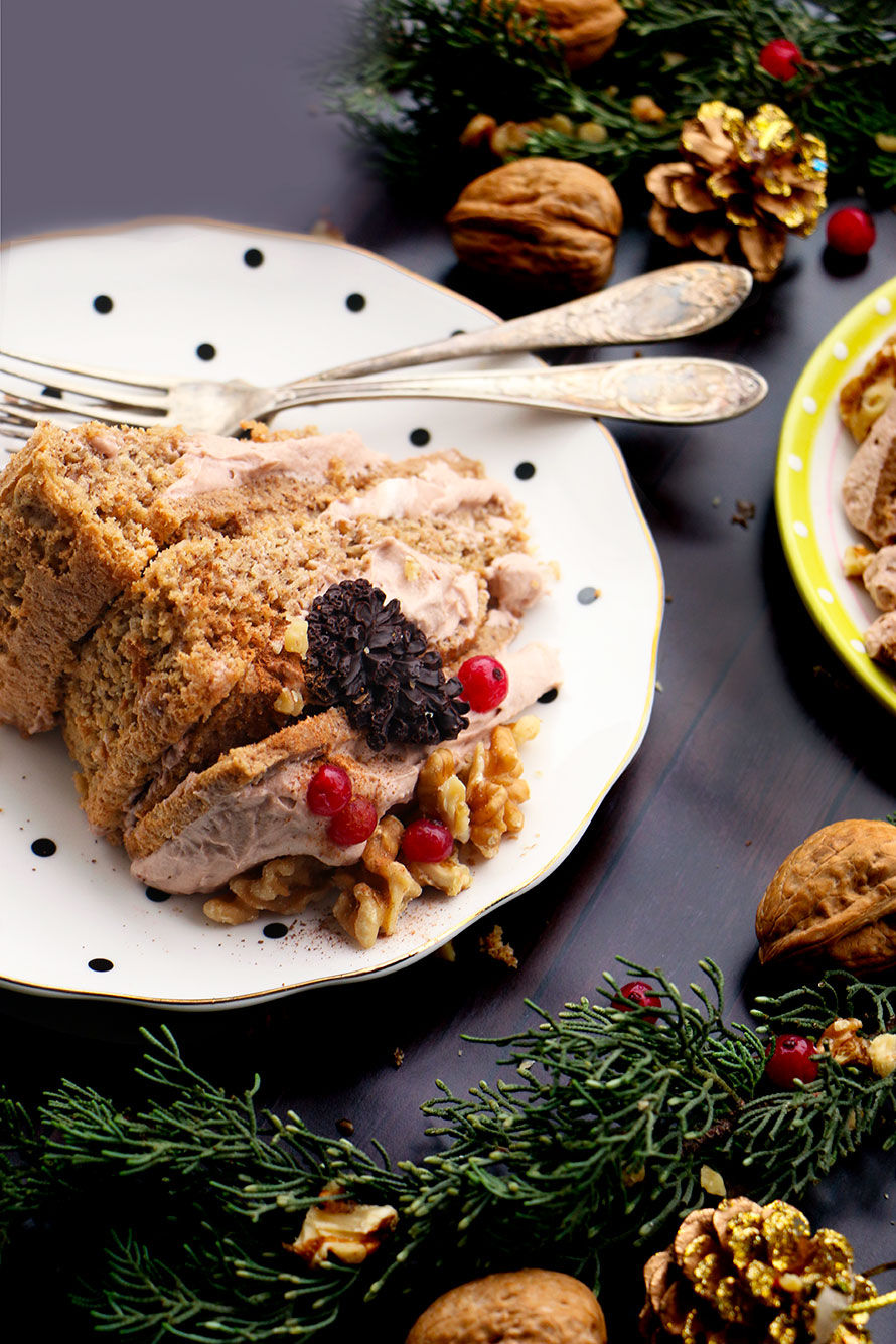 הודליה כצמן בייק קר עוגת אגוזי מלך