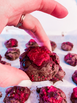 עוגיות שוקולד חרובים עם קמח עדשים