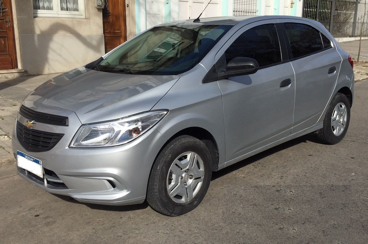 CHEVROLET ONIX JOY AÑO 2017