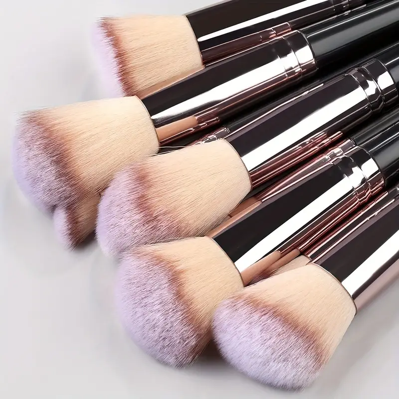 Thumbnail: Silk Touch™ Makeup Brushes
