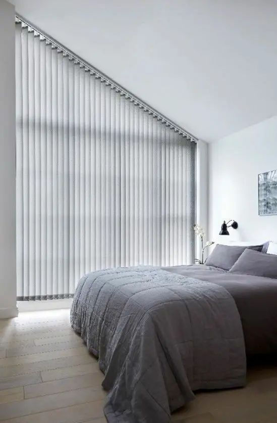 Vertical Blind Kamar Tidur