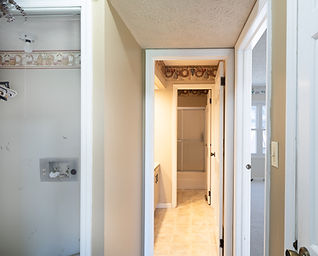 1. Master Bathroom Before.jpg