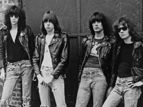 50 anos da primeira apresentação dos Ramones