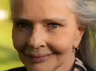 Morre, aos 75 anos, a cantora Angela Ro Ro