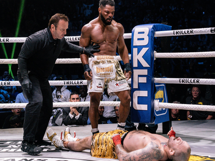 THE HISTORY OF KNUCKLEMANIA