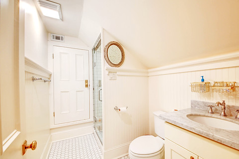 Bedroom 4 with Private Bathroom and Shower