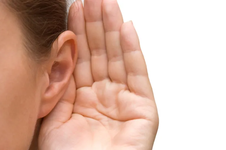 Ecoute-client-scaled-e1584709971426.webp