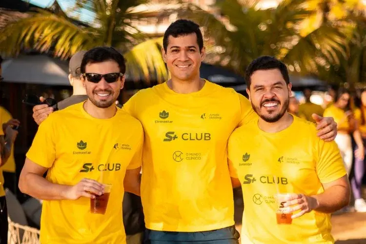 Era pra ser um encontro. Virou movimento