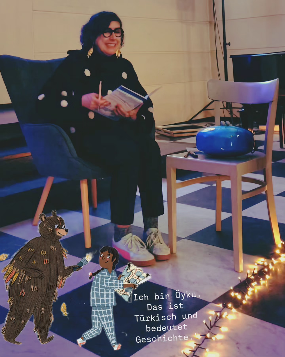 Kinderbuchpremiere in Köln. Mein Feder-Bär und die Friedensmaschini mit Illus von Irem Kurt und einer spannenden und geheimnisvollen Gedicht-Geschichte von Andrea Karimé könnt ihr noch für Weihnachten hier bestellen: https://weissmann-verlag.de/produkt/mein-feder-baer-und-die-friedens-maschini/