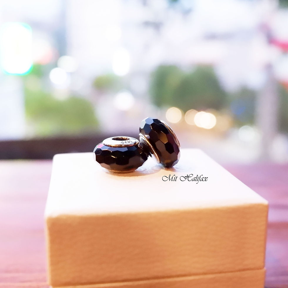 Thumbnail: Glass cắt đen  - DE004