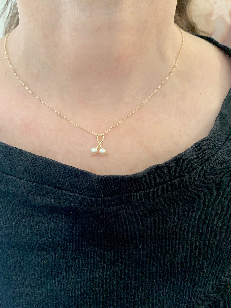 Thumbnail: Cherry Ribbon : Necklace