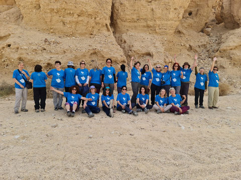 מאירות שבי לישראל נשים מטיילות יחד מסלול 53 בהר מסור