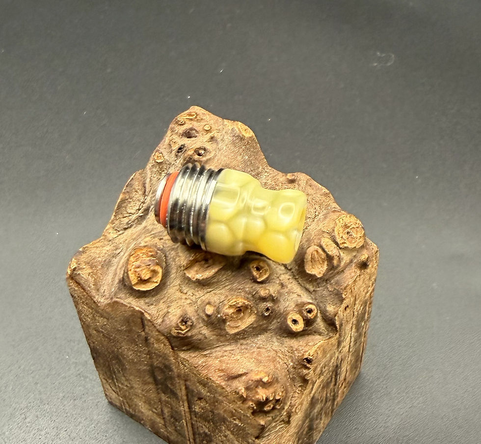 Thumbnail: Light beige juma integrated tip