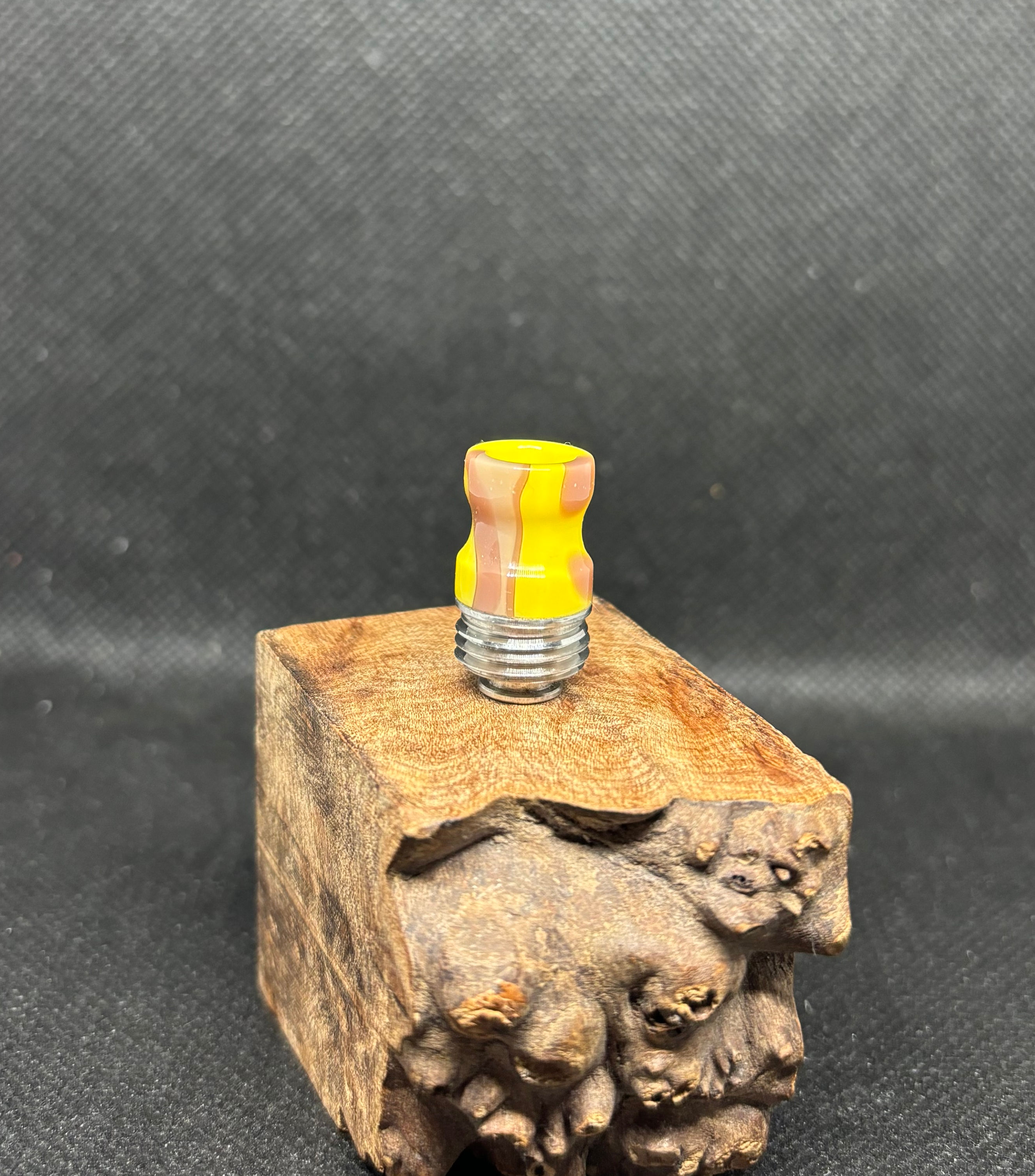 Yellow, beige integrated tip. 