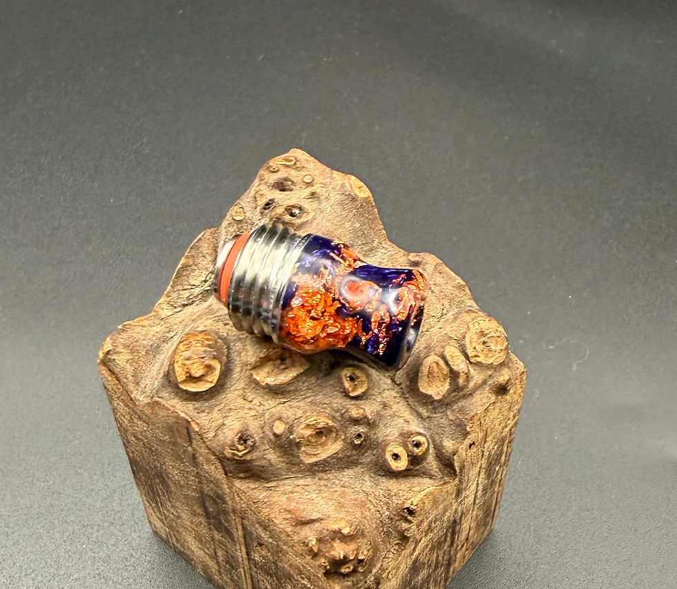 Miniaturbild: Dark pearl blue, copper leaf integrated tip. 