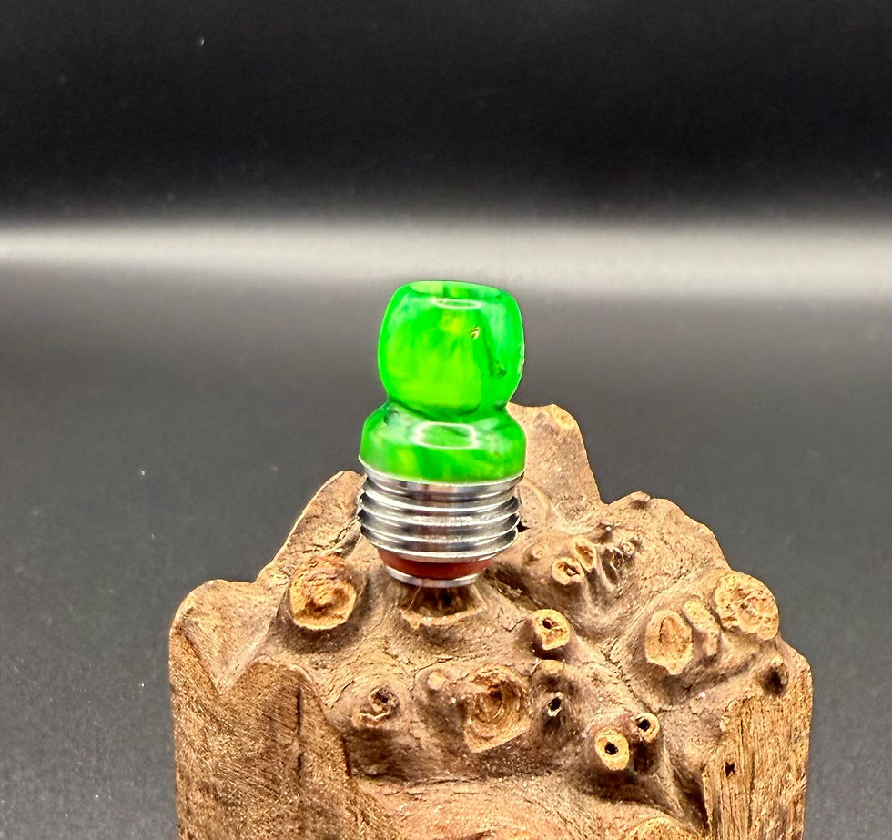 Miniatura: Pearl greens, gold leaf integrated tip. 