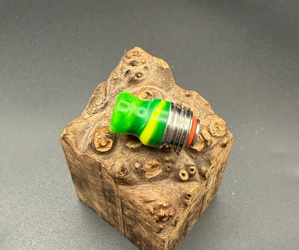 Thumbnail: Pearl greens, yellow integrated tip. 