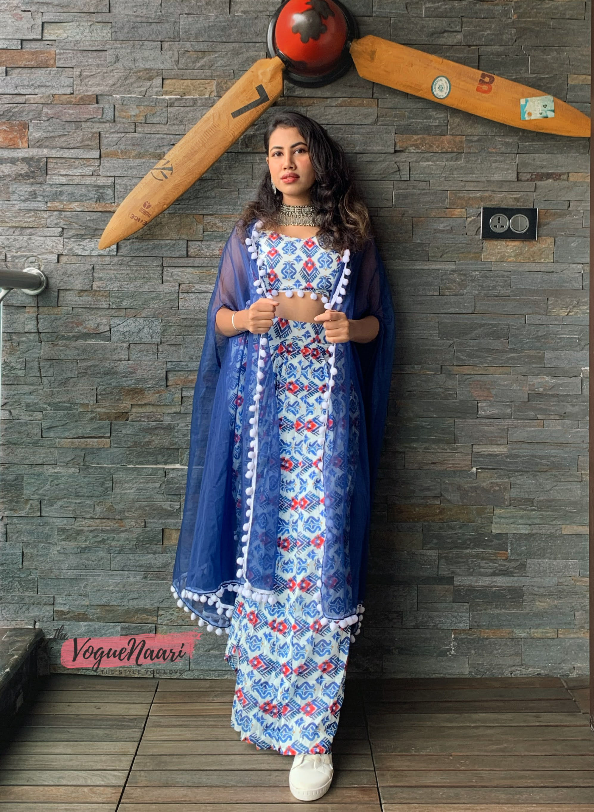 Ikat print Drape Dhoti, Crop Top & Oreganza Throw