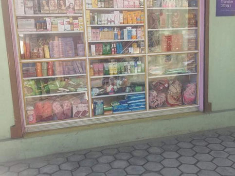 Kasis Parlour chandragiri.