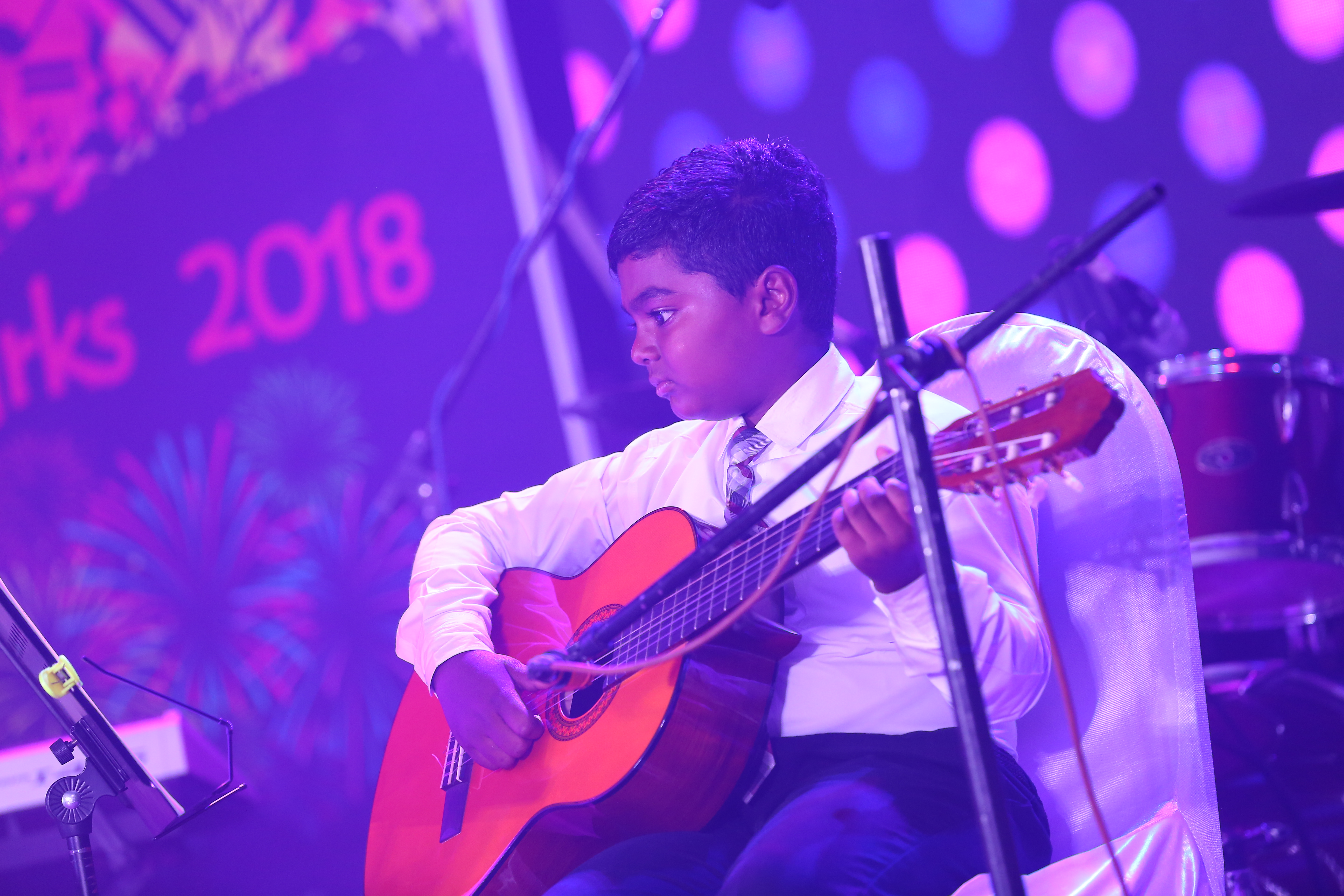 VIGNESHFOTOS7296