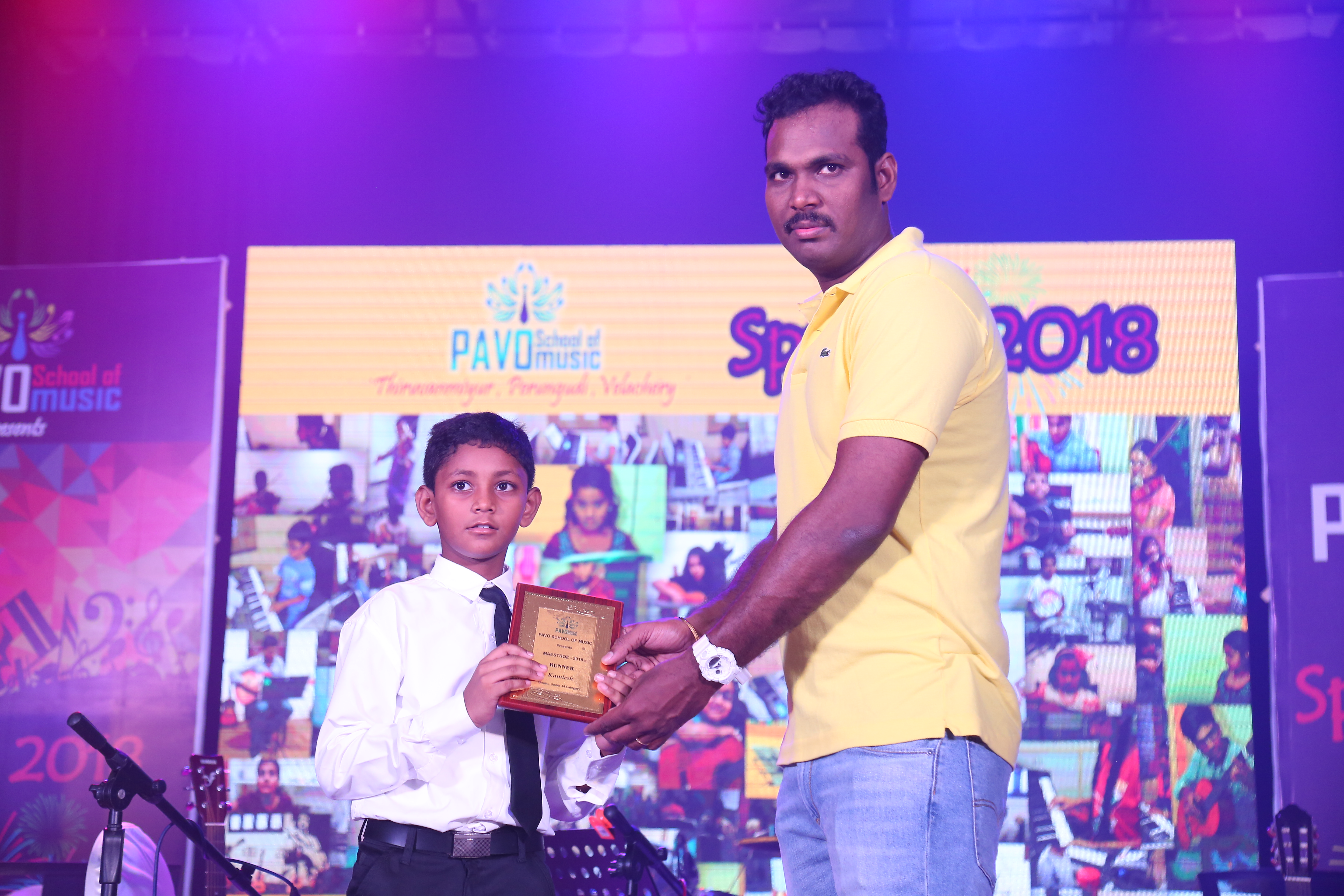 VIGNESHFOTOS7577