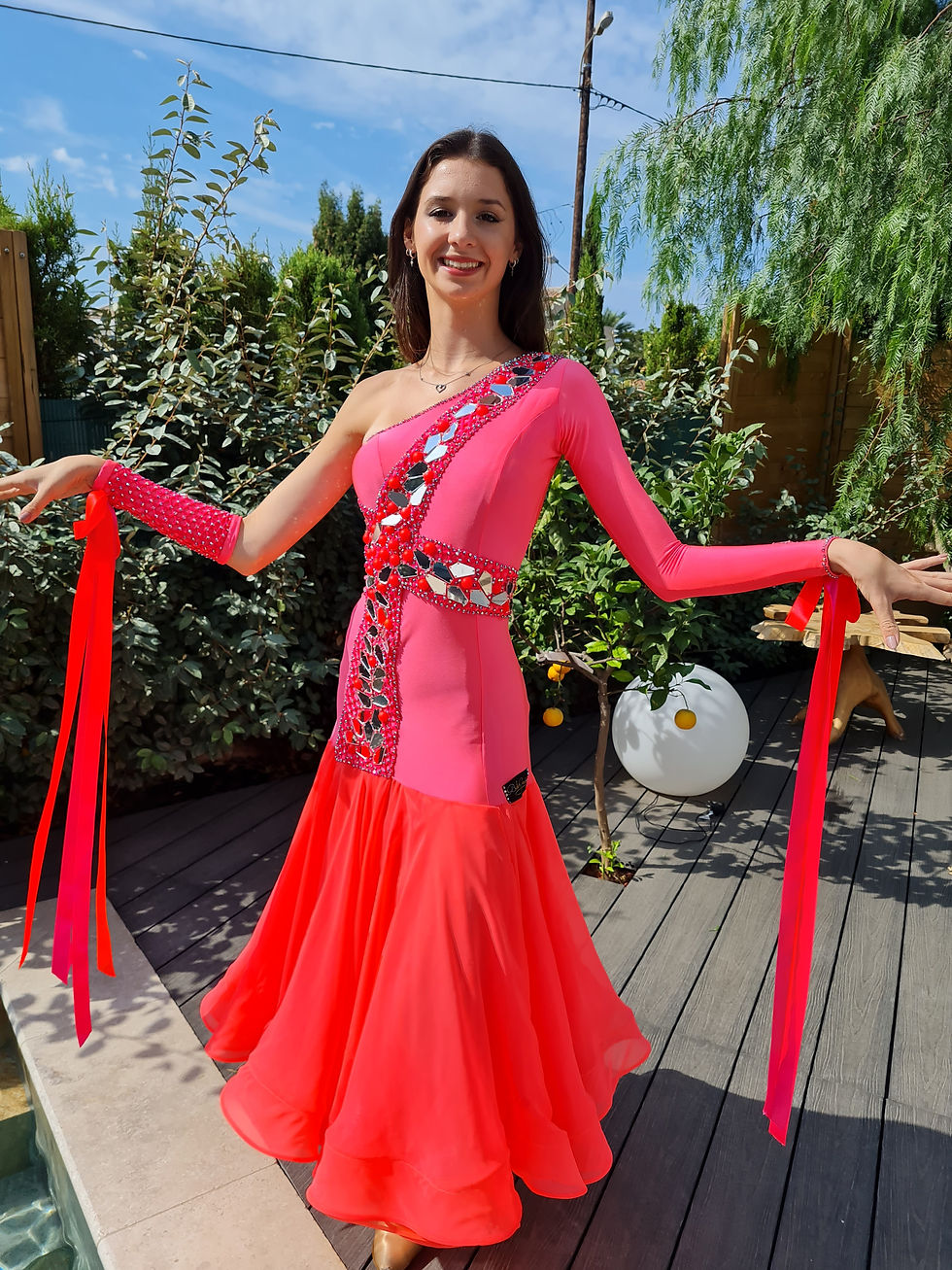 Miniature : Robe standards strassée