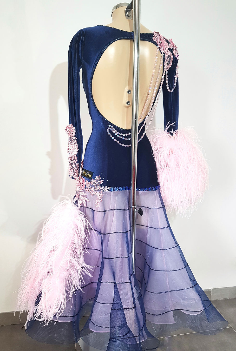 Miniature : Robe standards strassée