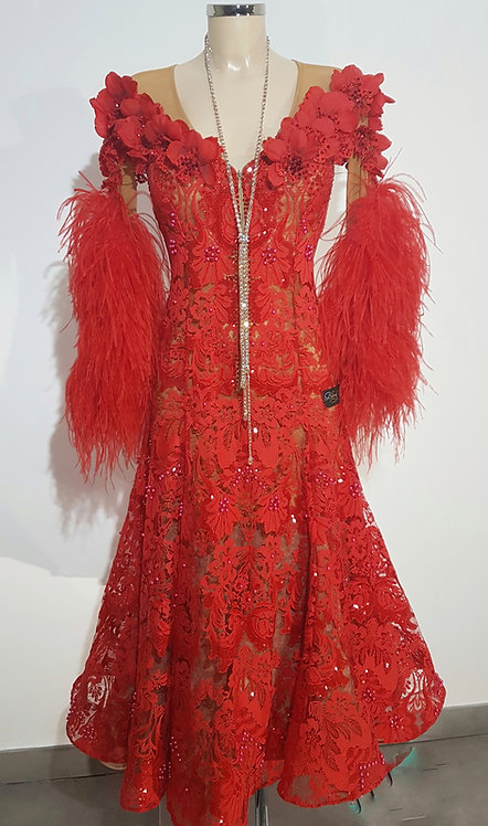 Robe standards strassée