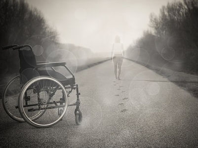 Un homme debout