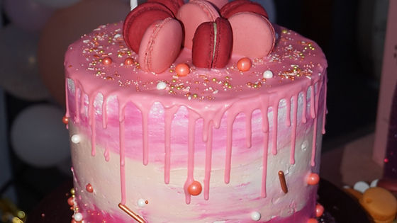 Signature Celebration Cakes 6”