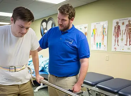 How Physical Therapy Aide Technicians in Citrus Heights Can Transition to Advanced Healthcare Roles